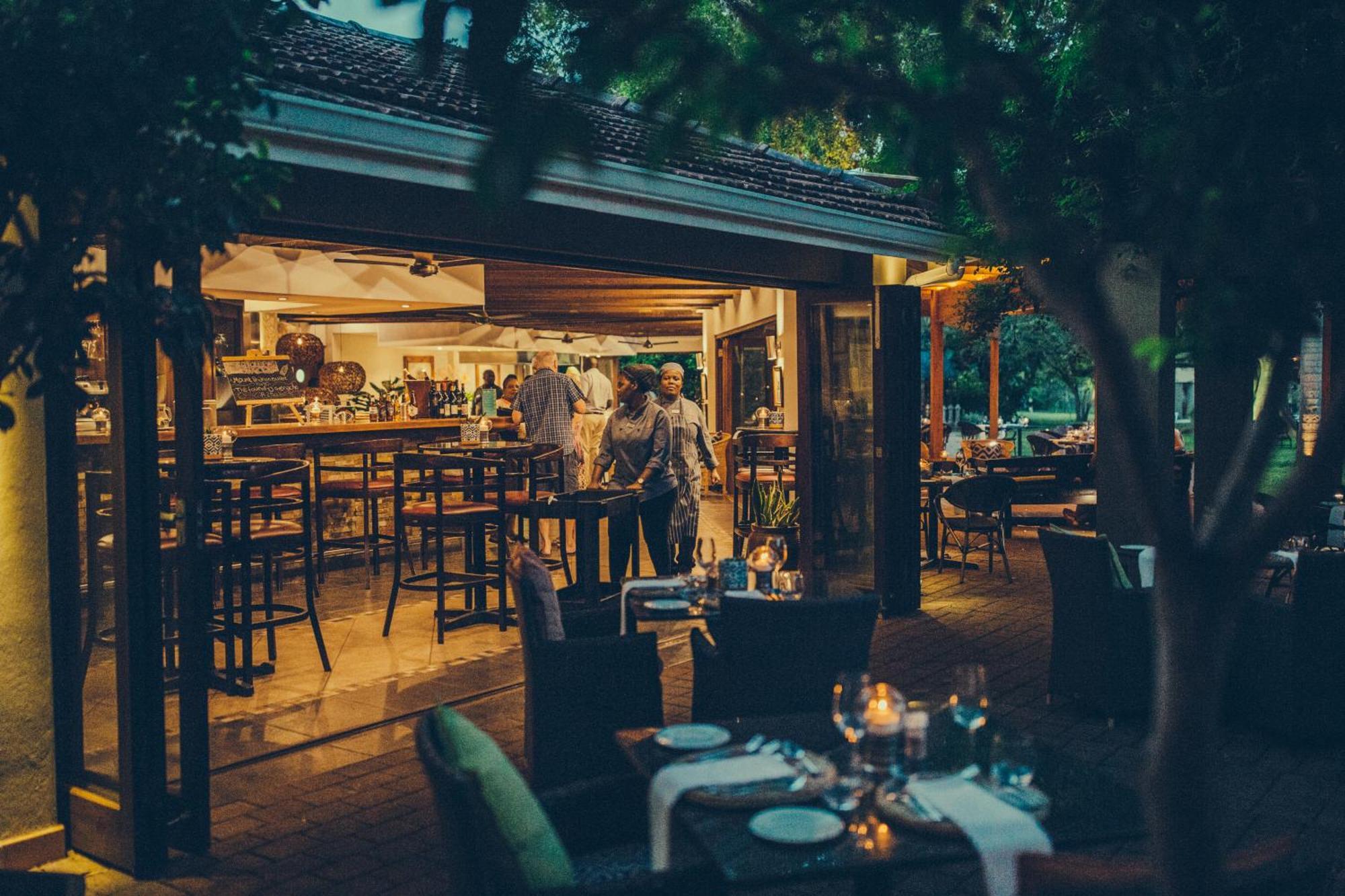 Mkuze Ghost Mountain Inn מראה חיצוני תמונה