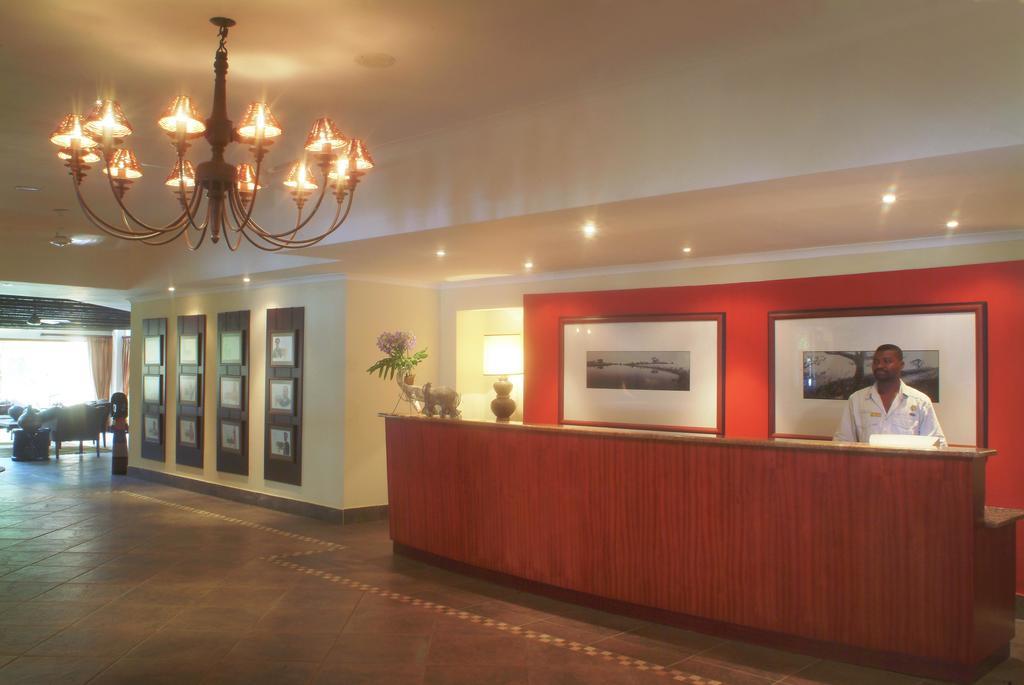 Mkuze Ghost Mountain Inn מראה חיצוני תמונה